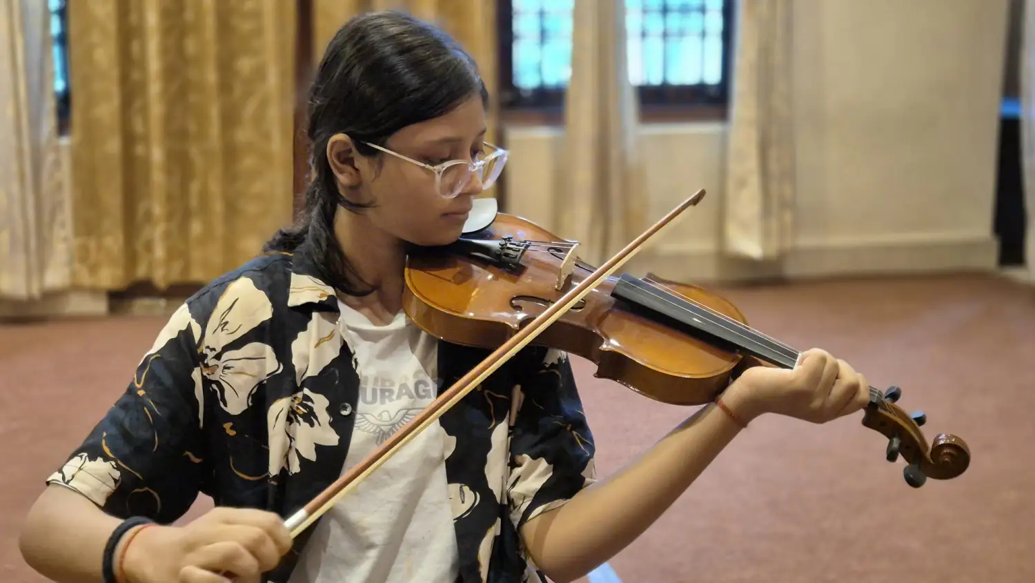 Certificate course in Violin Instrumental music - Aalaap Music Academy Varanasi