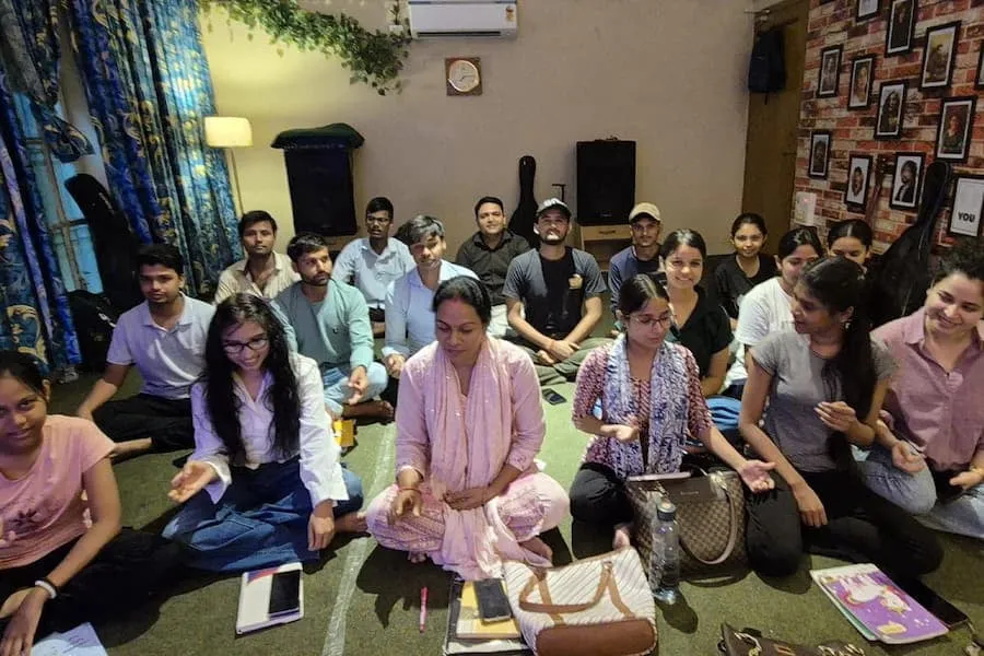 Group vocal class at Aalaap Music Academy, Varanasi