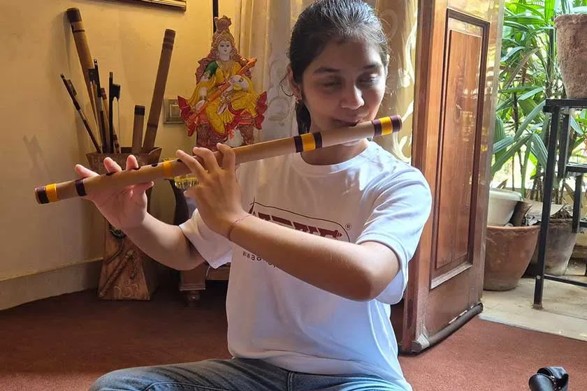 Student playing Flute, Bansuri at Aalaap Music Academy